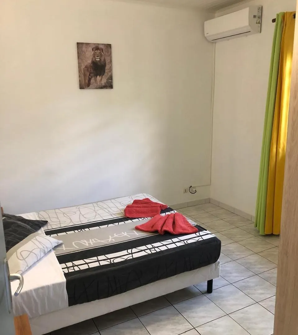 Holiday home Charmante Villa Avec Jacuzzi, Jardin Et Bbq Le Vauclin Martinique